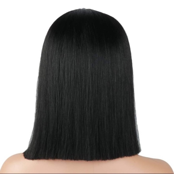 14” middle part bob wig main image 6